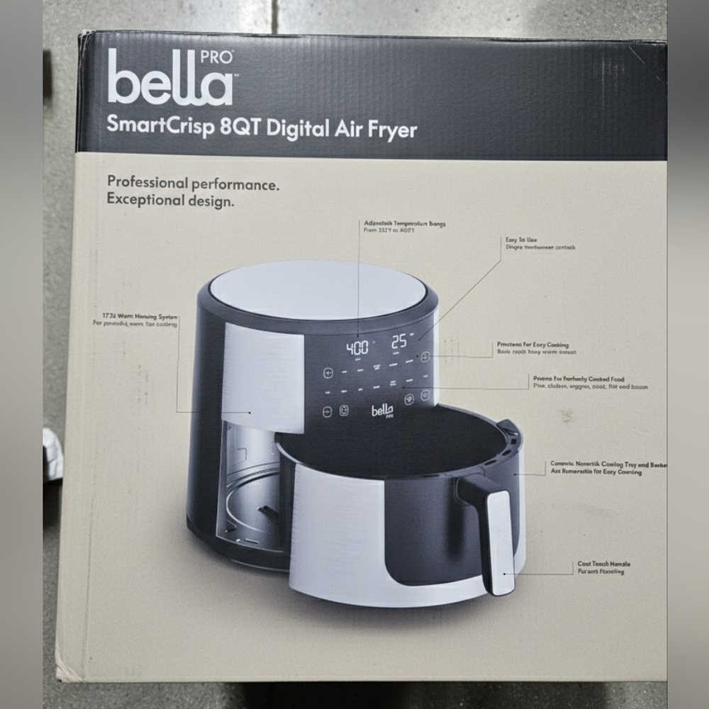 SmartCrisp 8QT Digital Air Fryer - Black and Silver